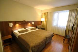 Отель Spa Hotel Rauhalahti Куопио Двухместный номер с 1 кроватью или 2 отдельными кроватями и доступом в спа-центр-3